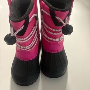 Joe Fresh Pink and Black Kids Snow Boots